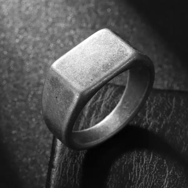 Vintage Square Signet Ring – Matte Finish Square Band Flat Top Signet Ring