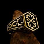 Arcadia Hexa – Hexagonal Signet Ring with Vintage Royal Detailing - Image 3