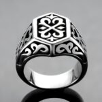 Arcadia Hexa – Hexagonal Signet Ring with Vintage Royal Detailing